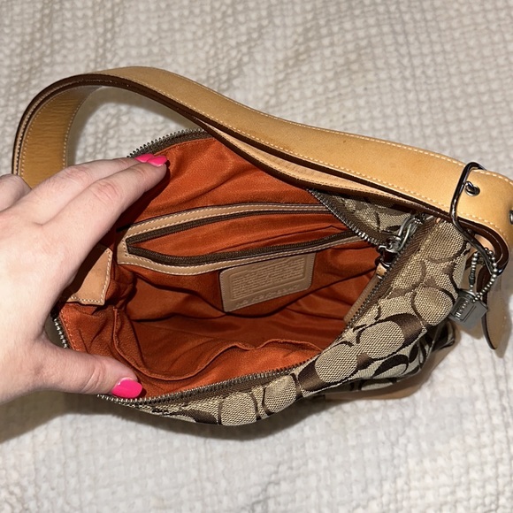 vintage Coach Signature Jacquard shoulder bag no. K2K-6347 - Picture 5 of 5